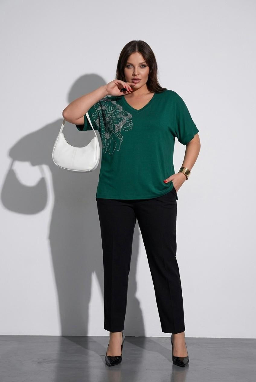 Kadın Büyük Beden Kısa Kollu V Yaka Taş Baskılı Viskon Bluz 2041-26