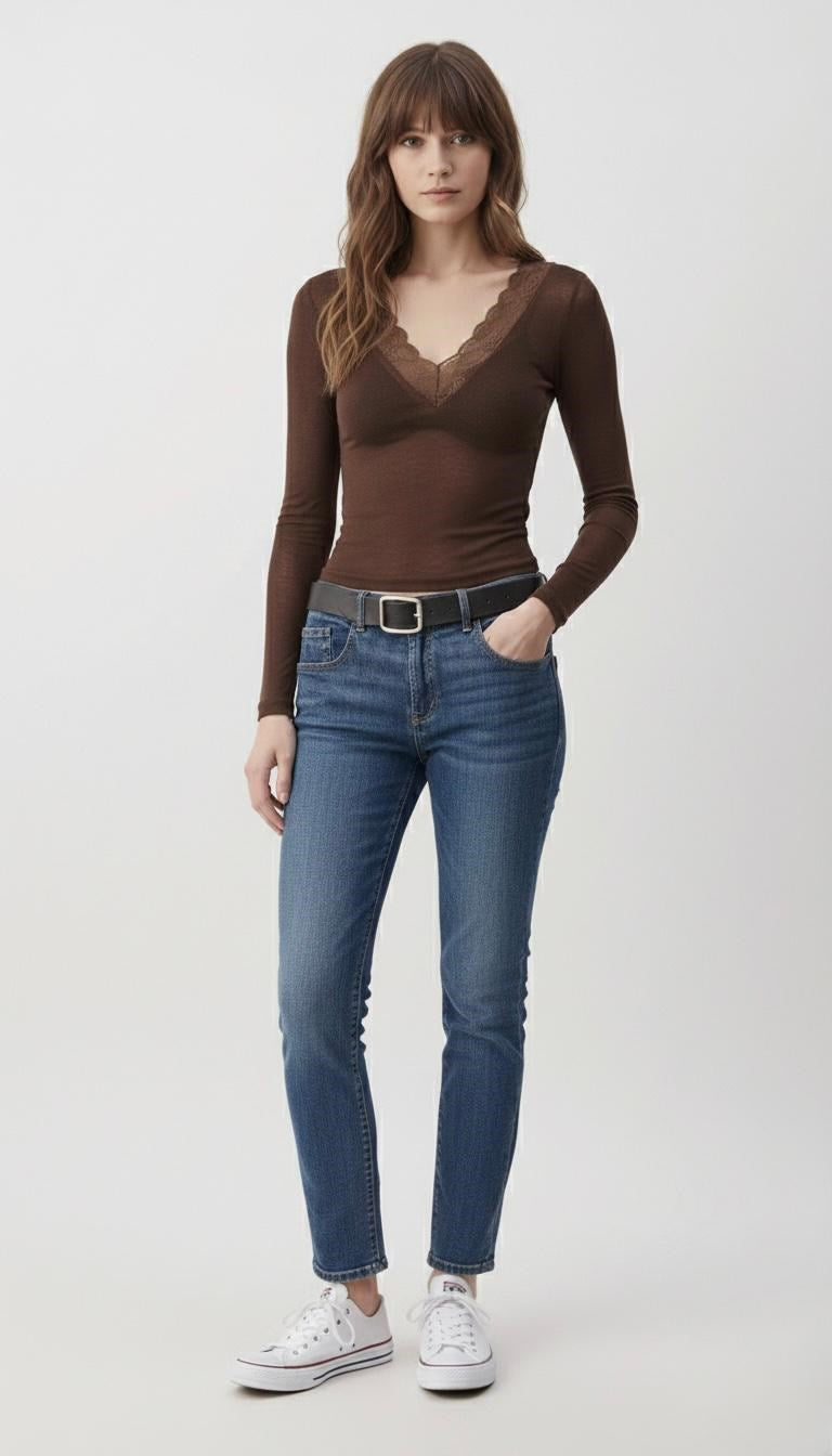 Kadın Büyük Beden Uzun Kollu V Yaka Dantelli Transparan Viskon Bluz 2033-26